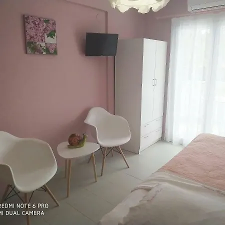 Ormos View アパート