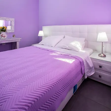 Apartman Ormos View *